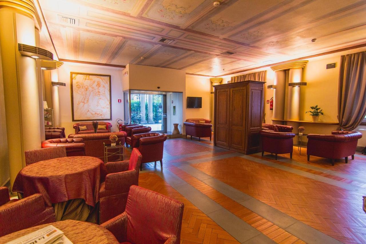Hotel Parco Borromeo - Monza Brianza Cesano Maderno Dış mekan fotoğraf